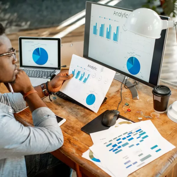 man-working-with-analytics-at-the-office-2021-12-09-03-18-48-utc.jpg